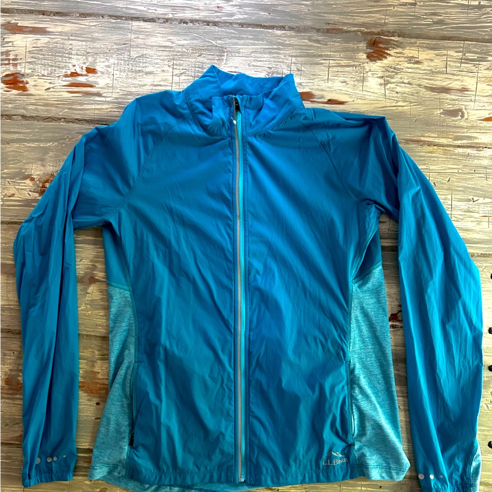 Woman’s LL Bean running jacket size small